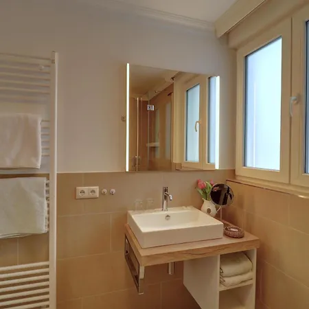 Johanna App 1- Mit Zwei Balkonen & Garten - Nur Wenige Schritte Vom Apartment Timmendorfer Strand