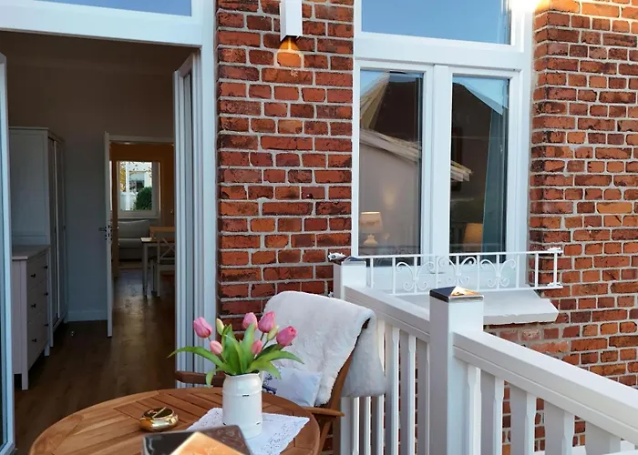 Johanna App 1- Mit Zwei Balkonen & Garten - Nur Wenige Schritte Vom Timmendorfer Strand