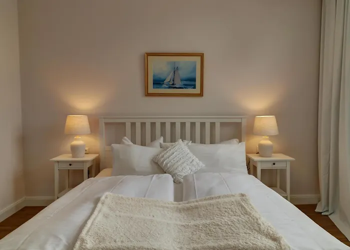 Apartment Johanna App 1- Mit Zwei Balkonen & Garten - Nur Wenige Schritte Vom *