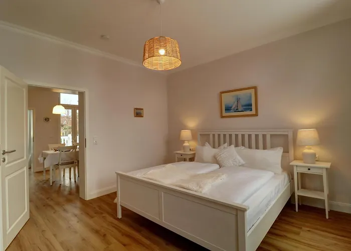 Johanna App 1- Mit Zwei Balkonen & Garten - Nur Wenige Schritte Vom